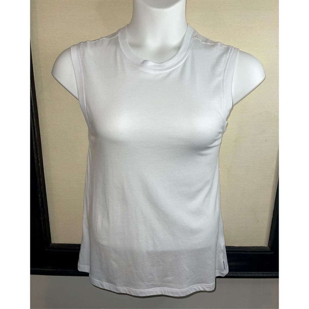 Calvin Klein Muscle Tank - Large
